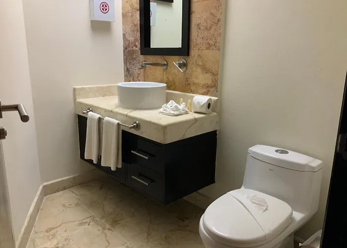 Open Ocean View 2bdrs 4th Floor At Elfaro By Dpm Appartement Playa del Carmen